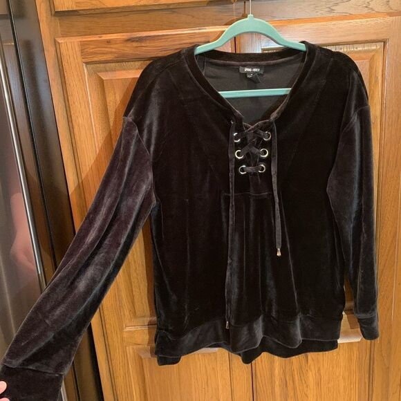 Black Sweatshirt with lace up tie neckline- Size M - Picture 1 of 4